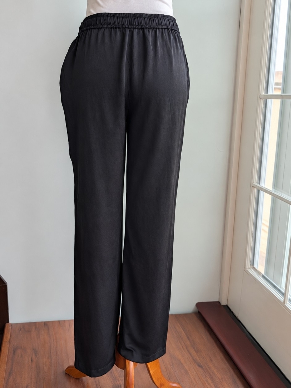 Elizabeth & James 100% Silk Drawstring Pants - Picture 3 of 5